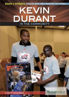 Kevin_Durant_in_the_Community